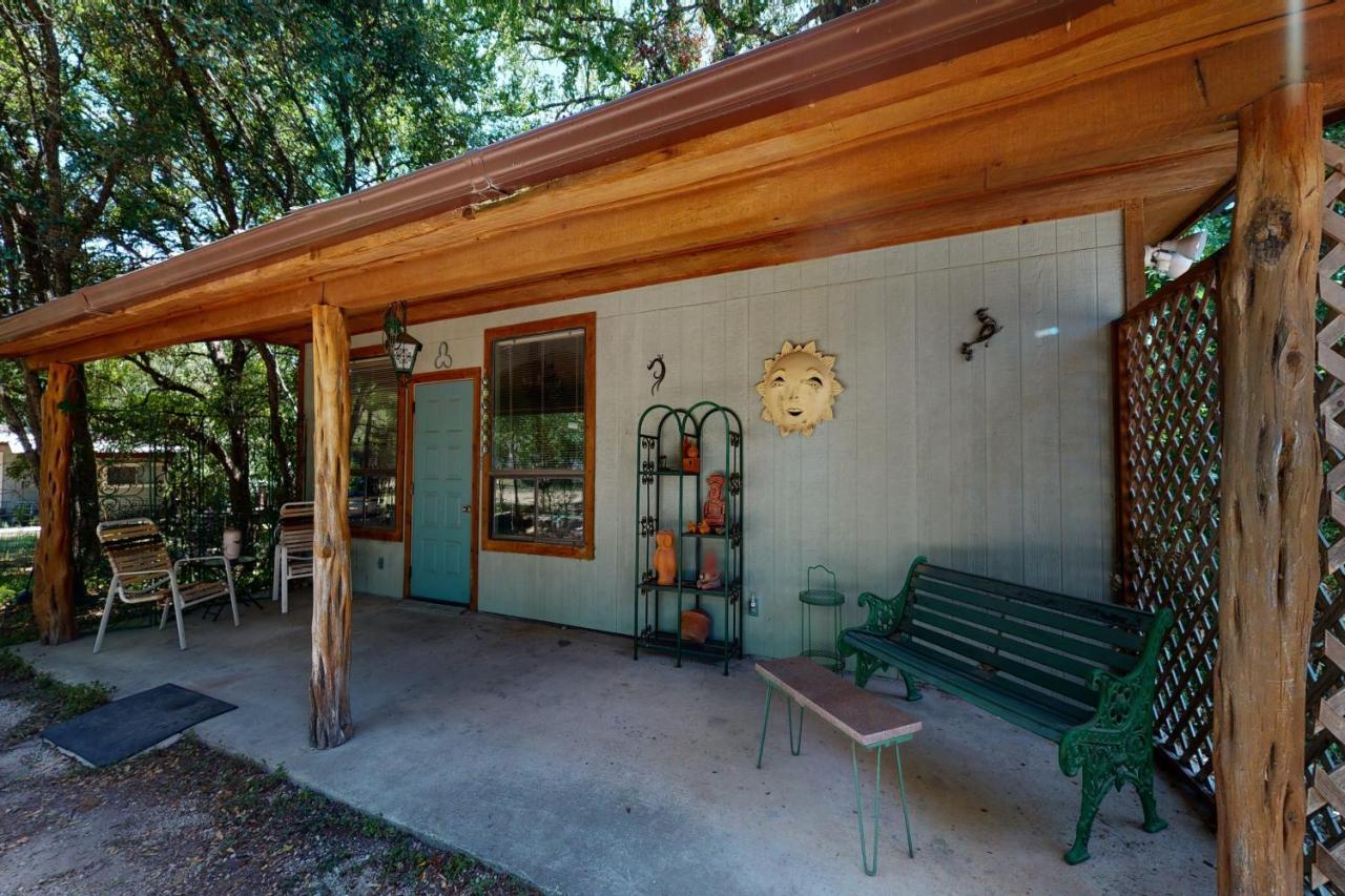 Shamrock Cottage Ingram Exterior photo