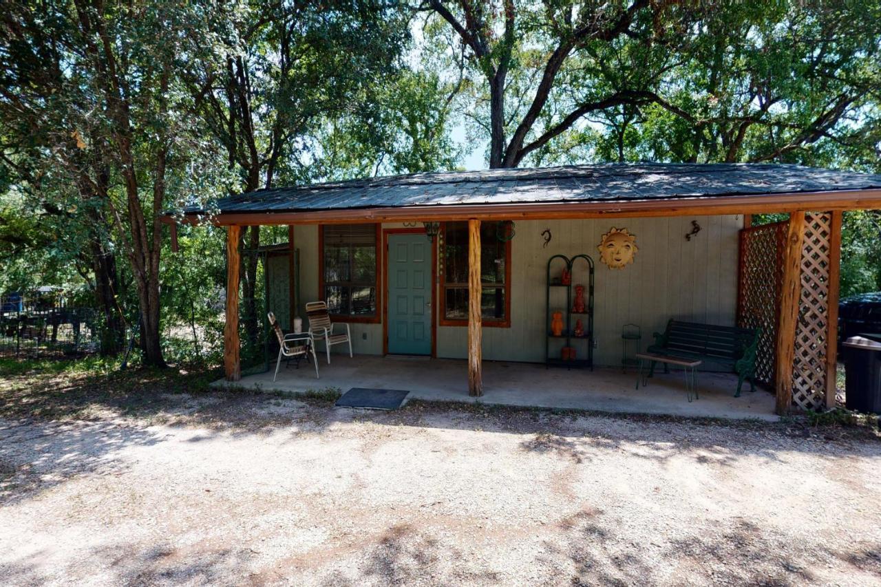 Shamrock Cottage Ingram Exterior photo